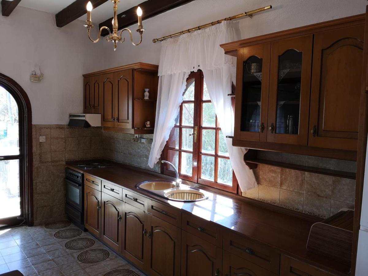 Katerina'S Holiday Home กริโอปียี ภายนอก รูปภาพ
